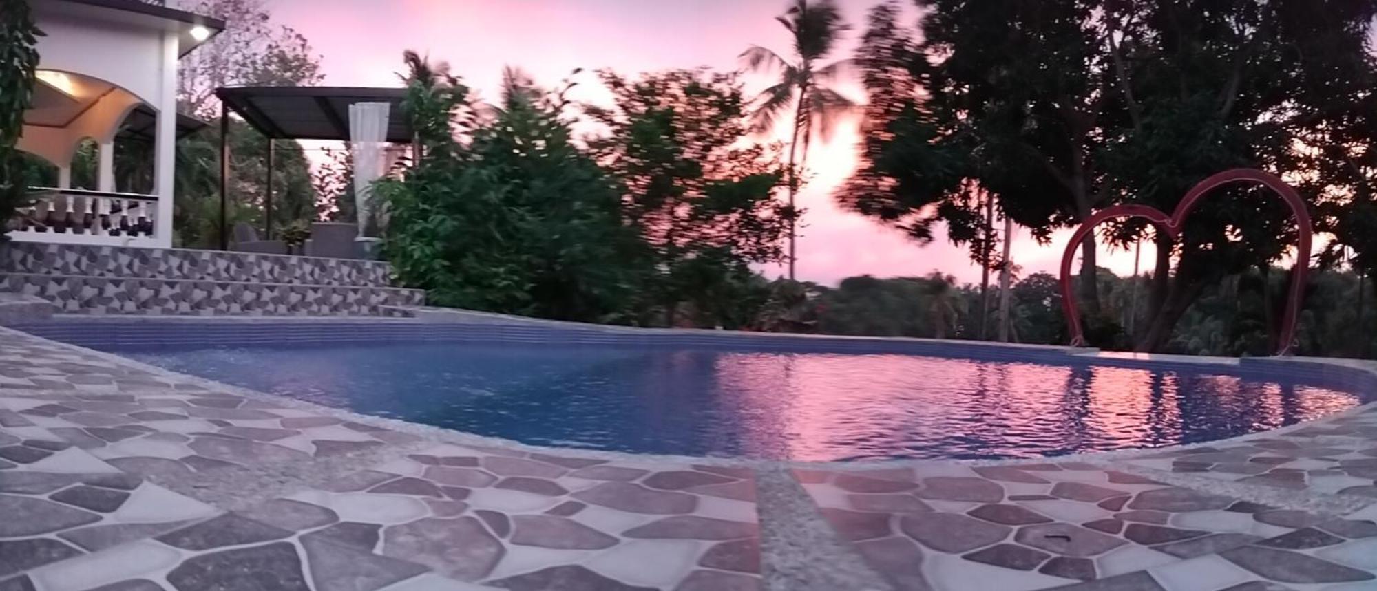 Matteo'S Hus Villa Rental Zamboanguita  Extérieur photo